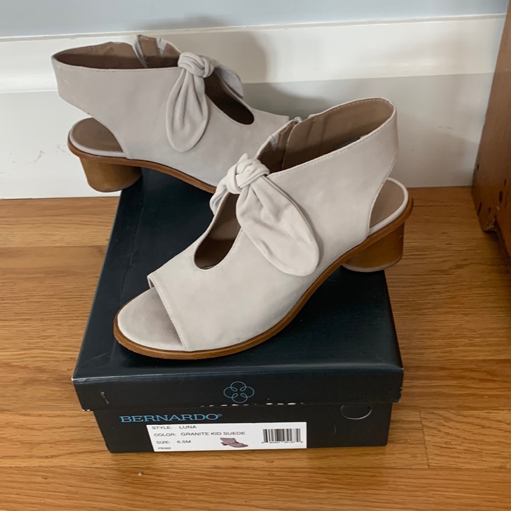 Bernardo Luna Granite Kid Suede SZ 6-1/2